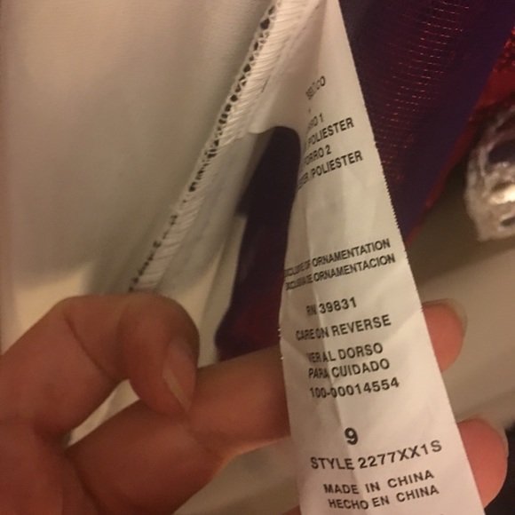 Sequin Hearts Mercedes Metallic Lace Mermaid Gown - Picture 7 of 7